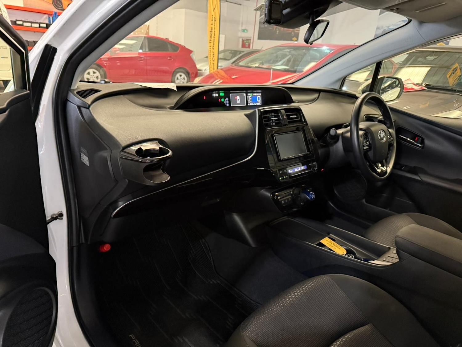 Used Toyota Prius 2025 for sale - 77051638: Photo 22