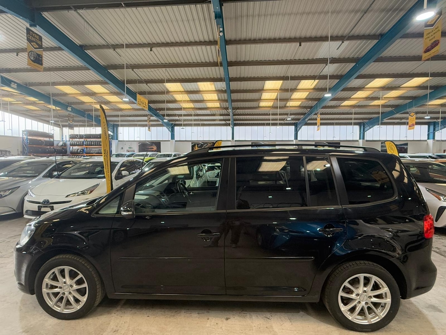 Used Volkswagen Touran 2025 for sale - 76324630: Photo 7