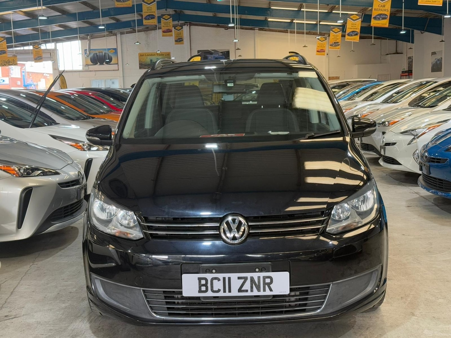 Used Volkswagen Touran 2025 for sale - 76324630: Photo 8