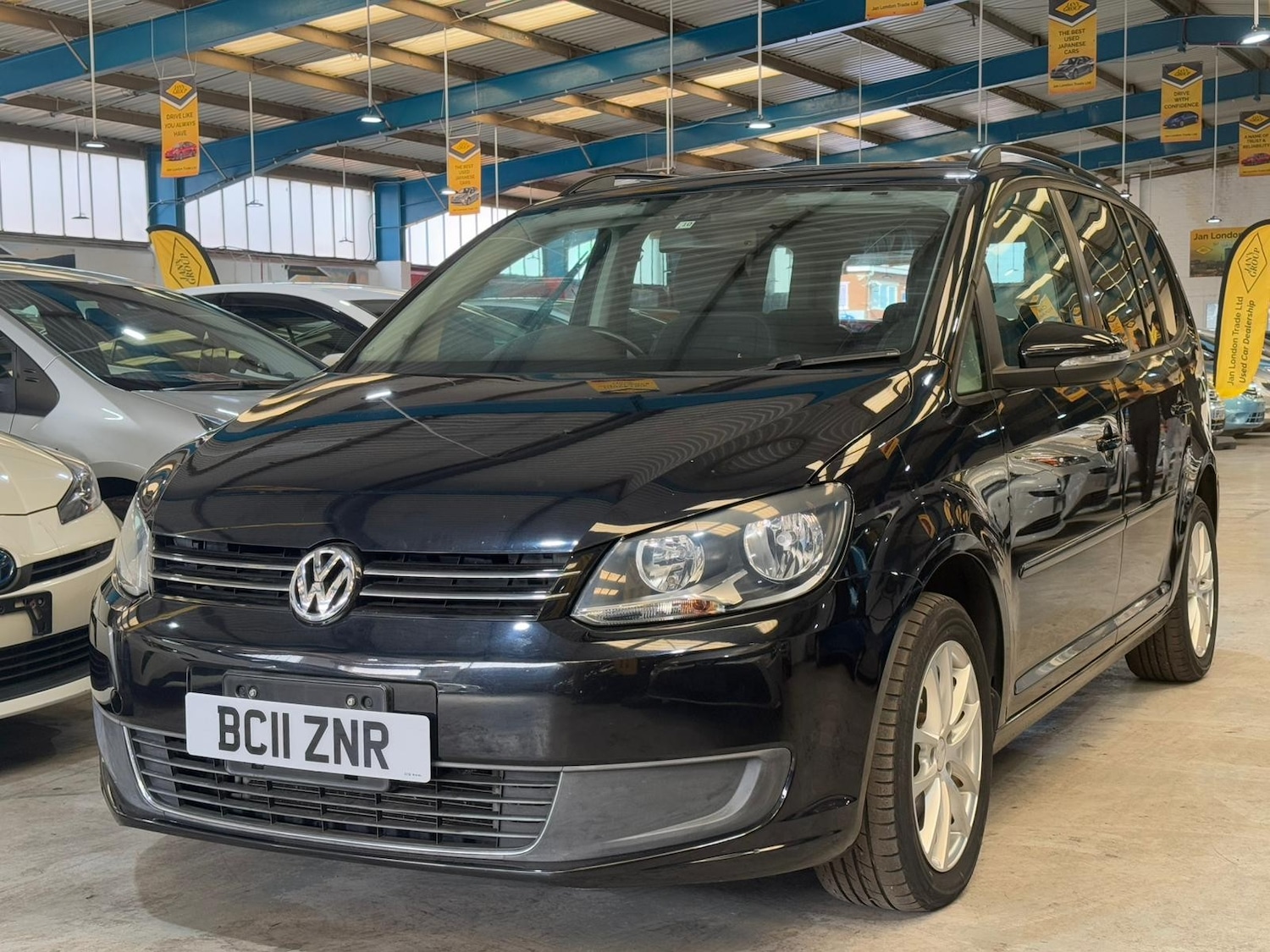 Used Volkswagen Touran 2025 for sale - 76324630: Photo 9