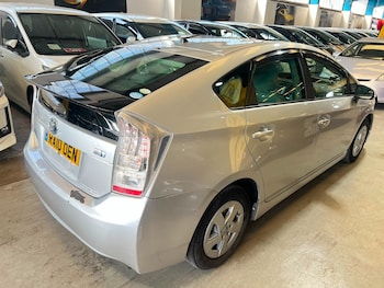 Used Toyota Prius 2010 for sale - 79612702: Photo