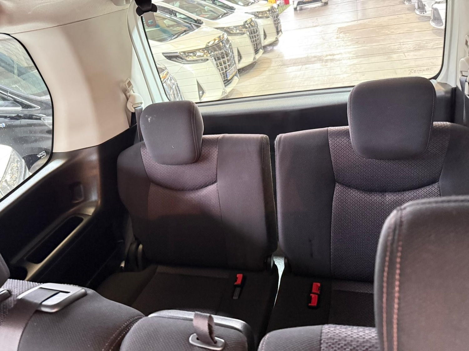Used Nissan Serena 2025 for sale - 78064973: Photo 16
