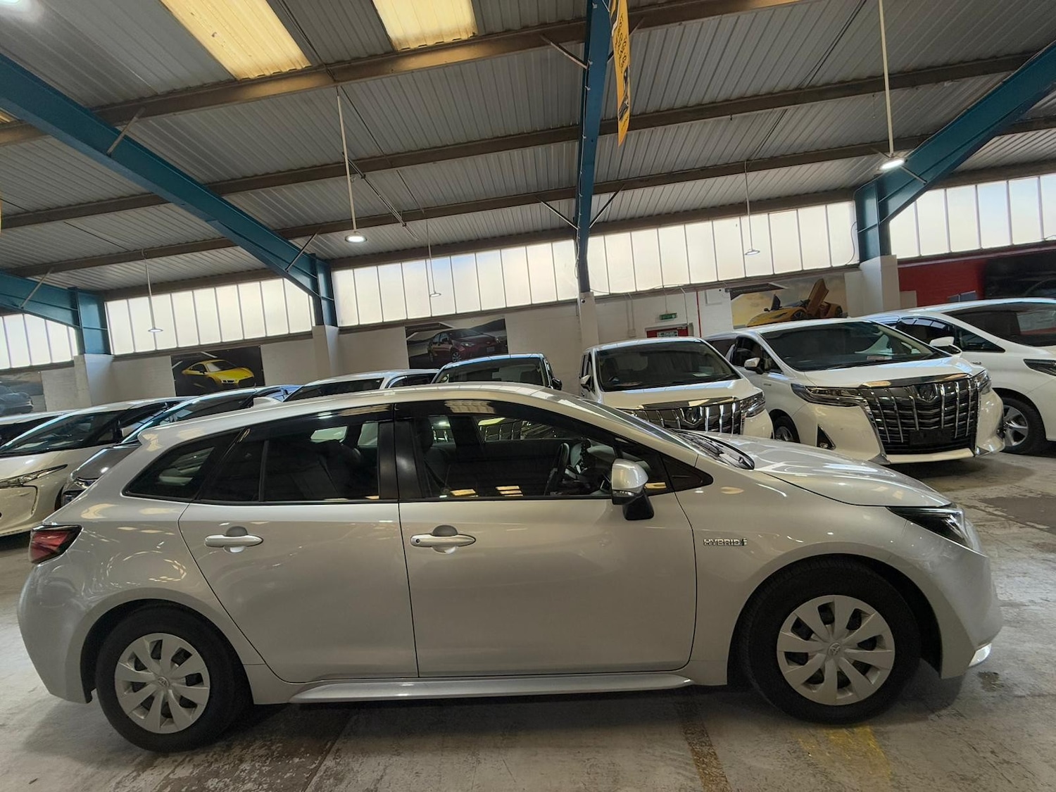 Used Toyota Corolla 2025 for sale - 76330390: Photo 2