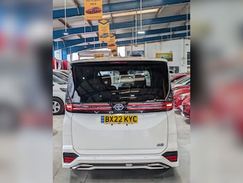 Used Toyota Voxy 2022 for sale - 78613705: Photo
