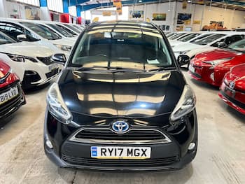 Used Toyota Sienta 2017 for sale - 79680576: Photo