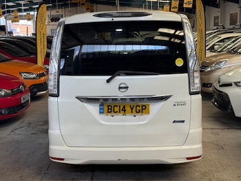 Used Nissan Serena 2014 for sale - 75856006: Photo
