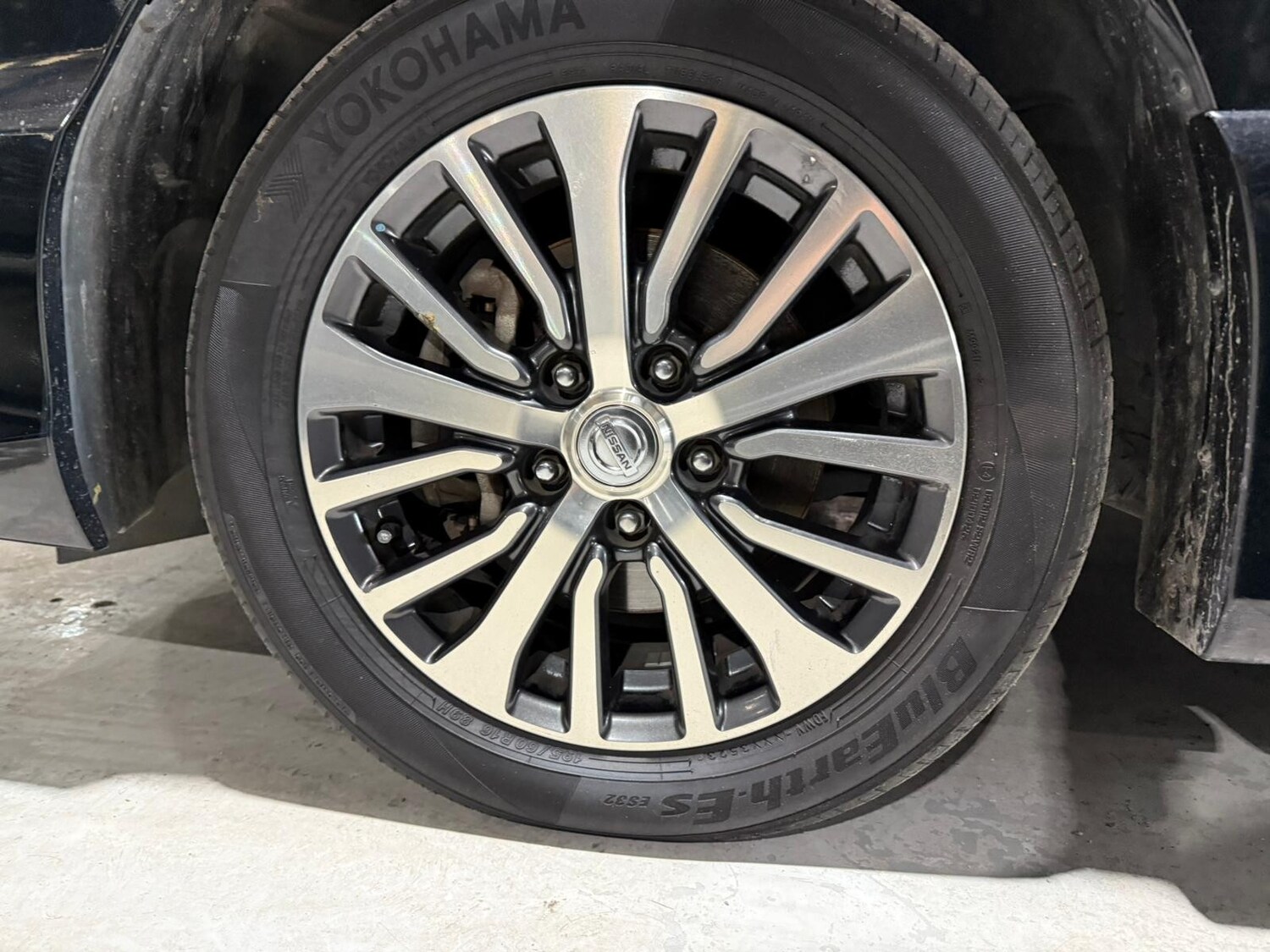 Used Nissan Serena for sale - 77563662: Photo 28