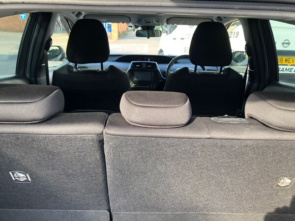 Used Toyota Prius 2024 for sale - 72540720: Photo 12