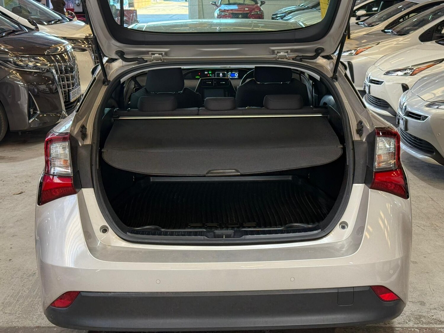 Used Toyota Prius for sale - 76697796: Photo 17