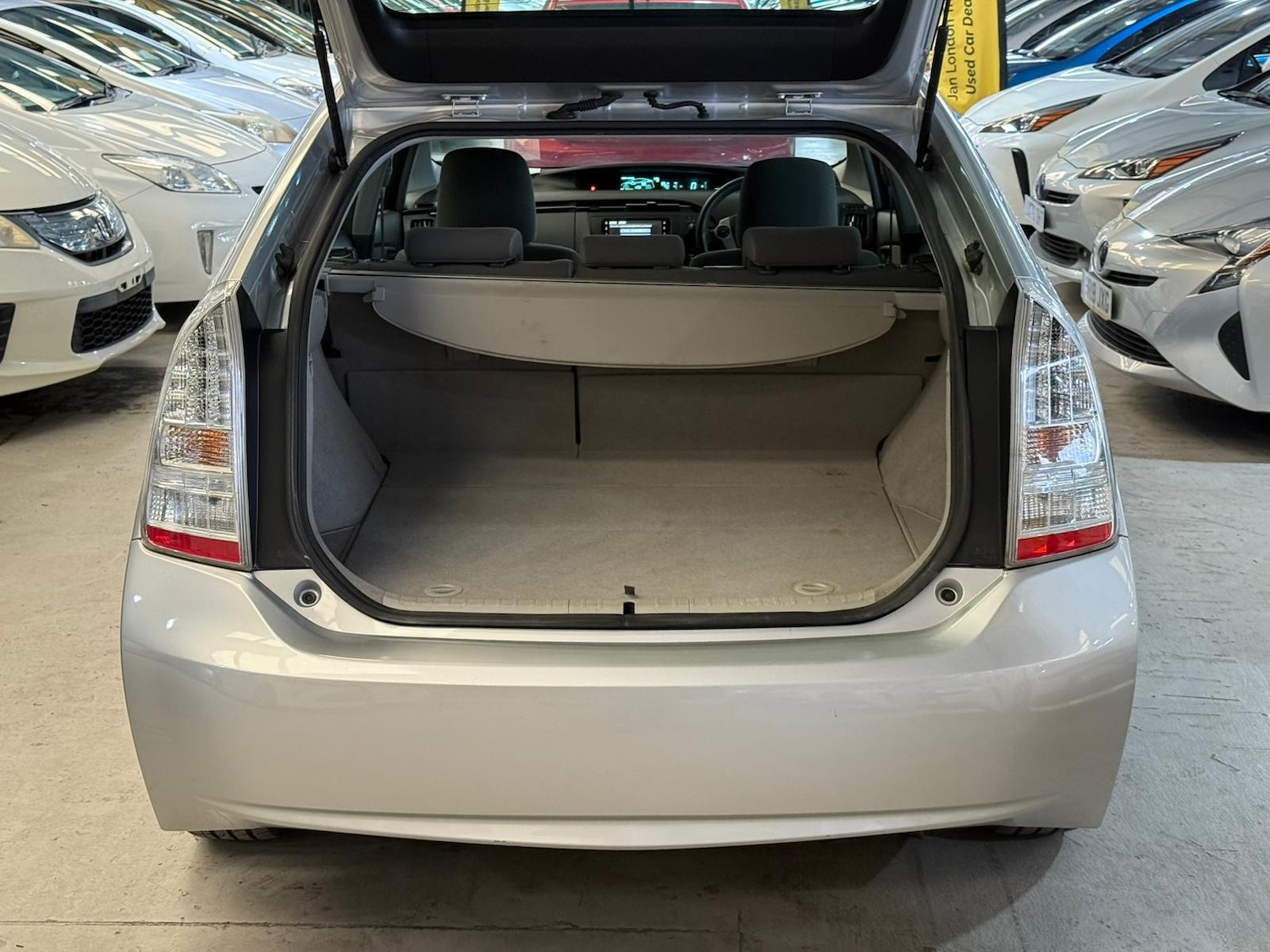 Used Toyota Prius for sale - 76909263: Photo 17