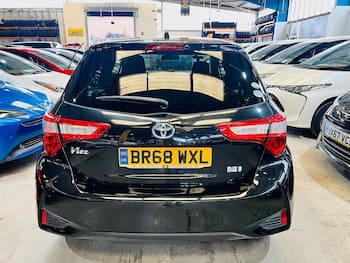 Used Toyota Vitz 2018 for sale - 79845345: Photo