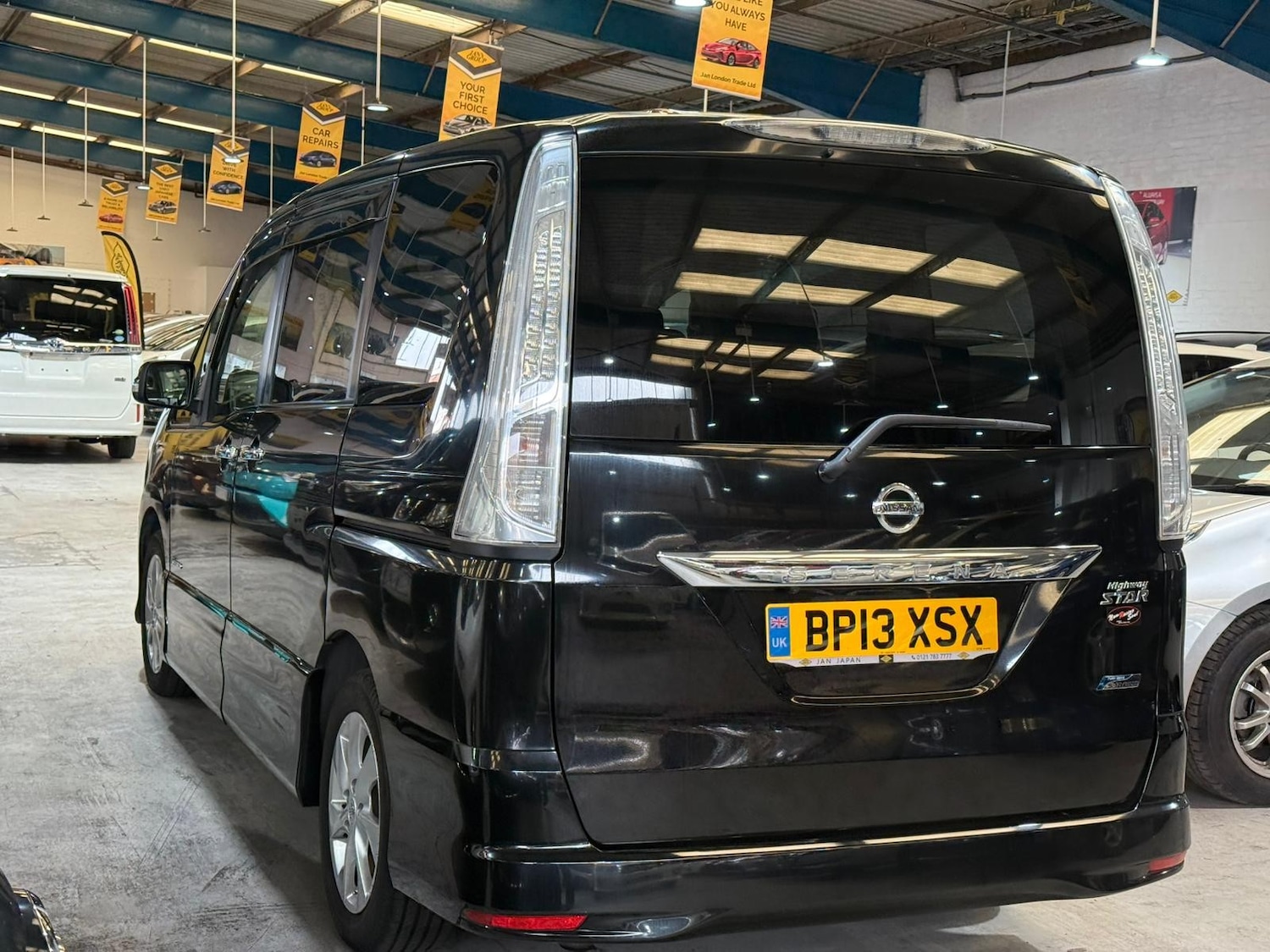 Used Nissan Serena for sale - 76739365: Photo 7