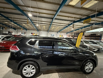 Used Nissan X-Trail 2015 for sale - 77052701: Photo