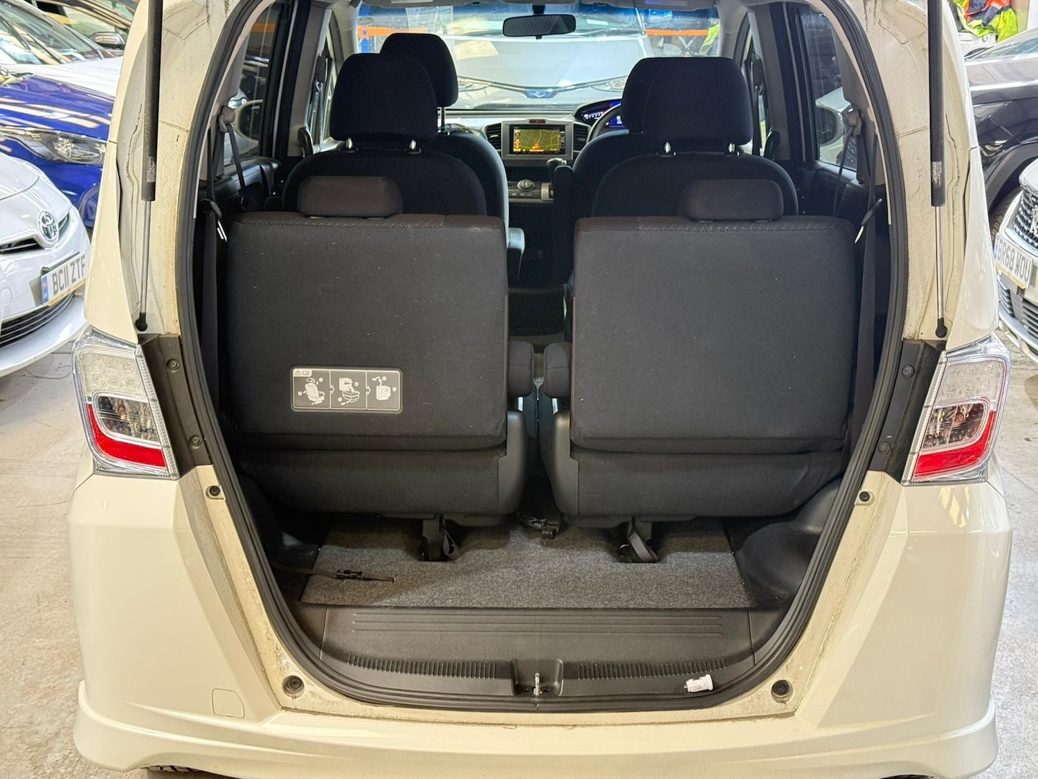 Used Honda Freed for sale - 77733408: Photo 17