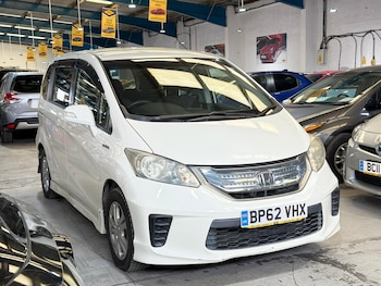 Used Honda Freed 2013 for sale - 77733408: Photo