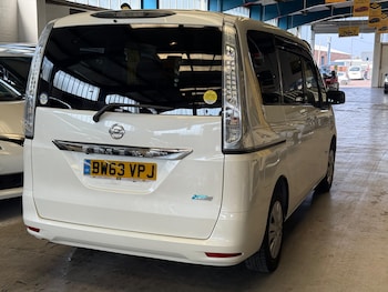 Used Nissan Serena 2013 for sale - 75962123: Photo
