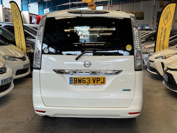 Used Nissan Serena 2013 for sale - 75962123: Photo