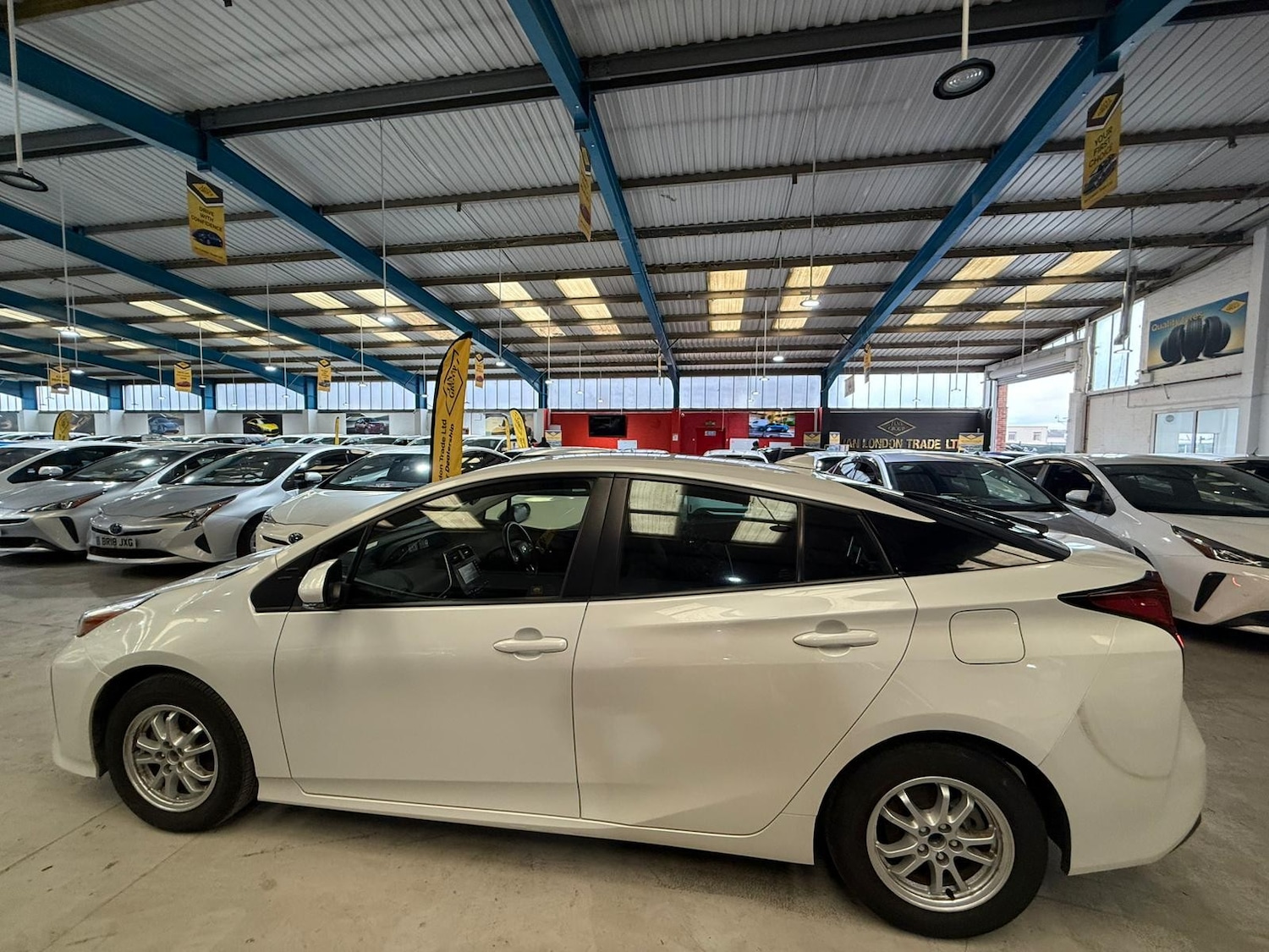 Used Toyota Prius for sale - 76985673: Photo 8