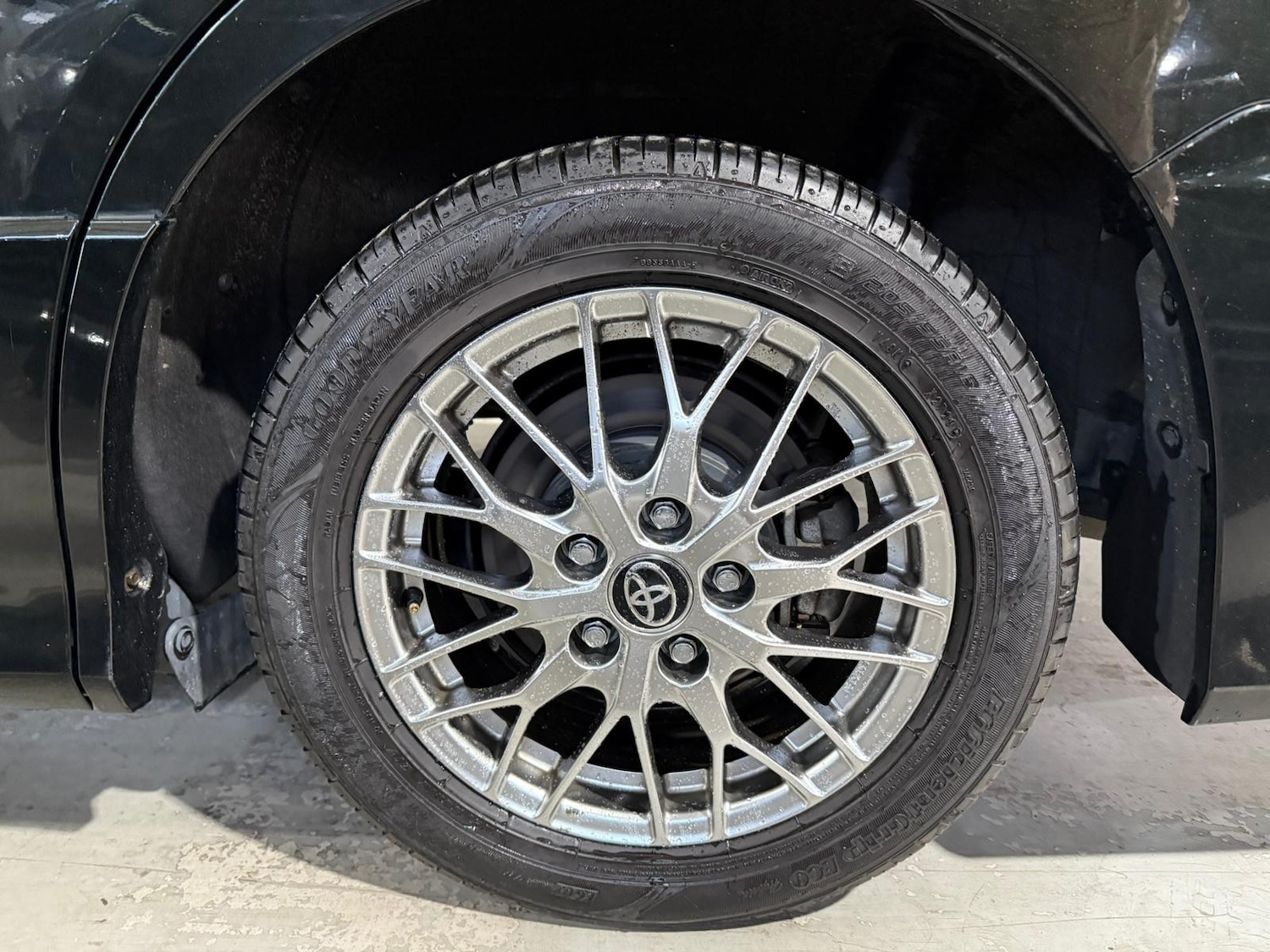 Used Toyota Voxy for sale - 77897421: Photo 26