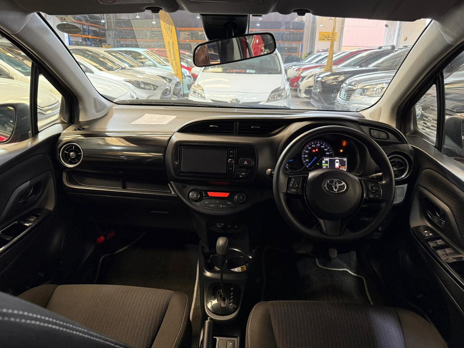 Used Toyota Vitz for sale - 78201492: Photo 12