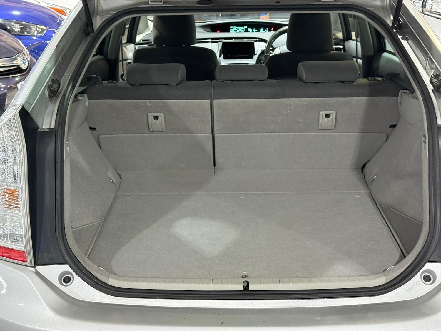 Used Toyota Prius 2025 for sale - 77048343: Photo 16