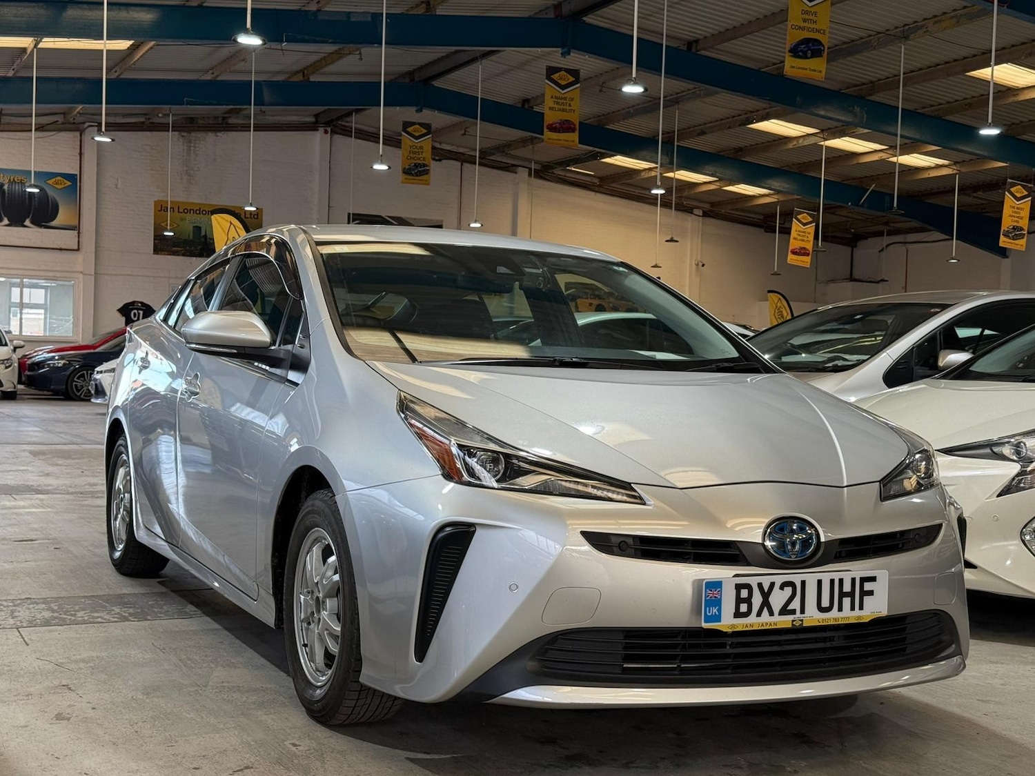 Used Toyota Prius 2025 for sale - 76711963: Photo 2