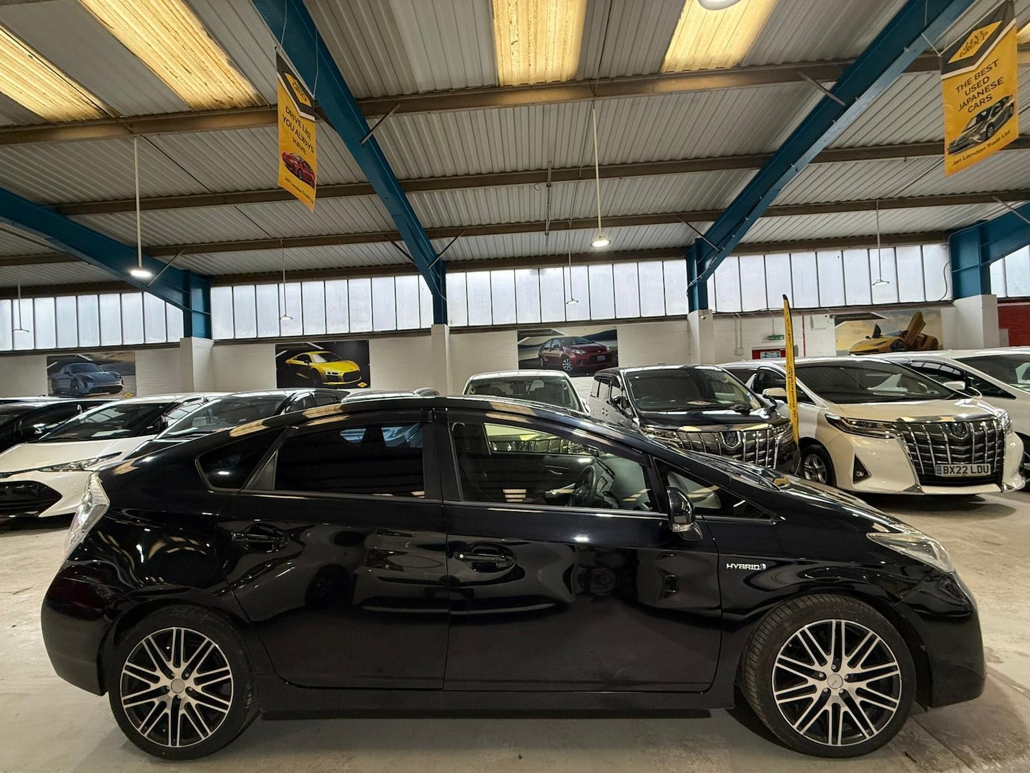 Used Toyota Prius 2026 for sale - 77603806: Photo 2