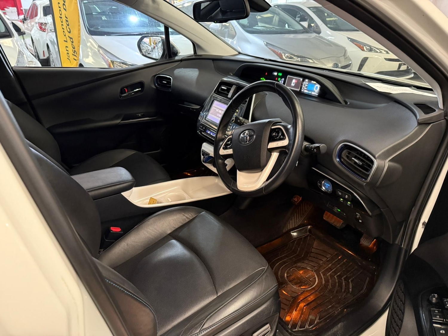 Used Toyota Prius for sale - 76972946: Photo 12