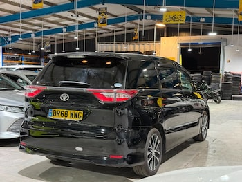 Used Toyota Estima 2019 for sale - 78824739: Photo