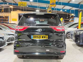 Used Toyota Estima 2019 for sale - 78824739: Photo