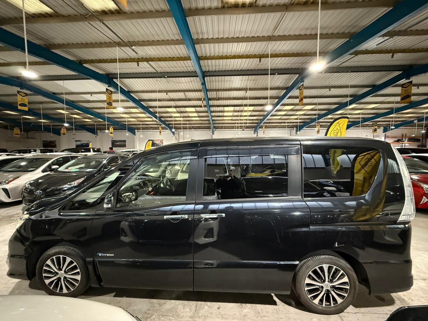 Used Nissan Serena 2025 for sale - 77052702: Photo 7