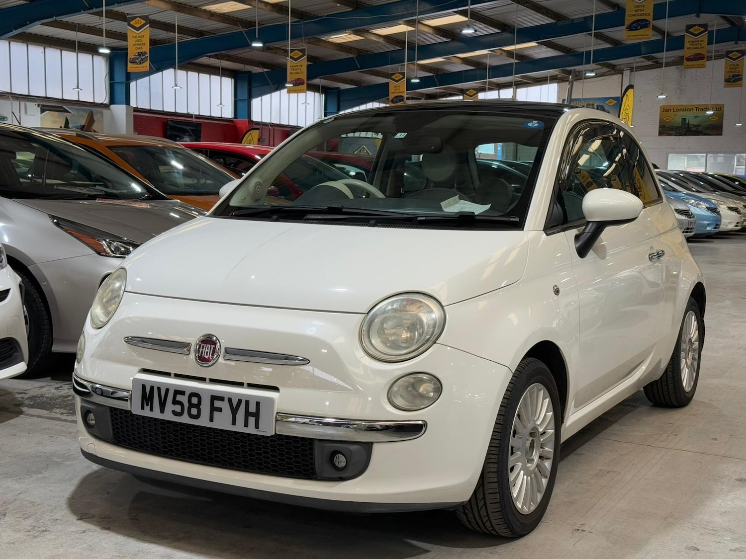 Used Fiat 500 2025 for sale - 76317412: Photo 8