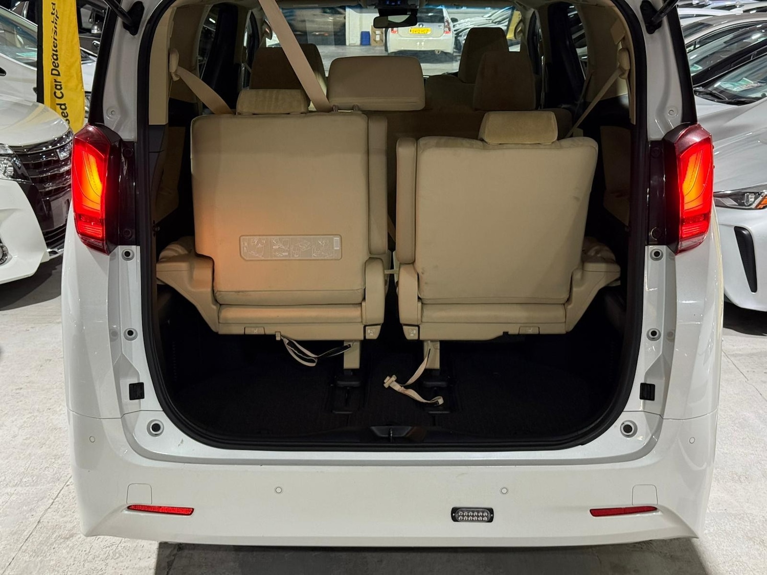 Used Toyota Alphard for sale - 76978004: Photo 19