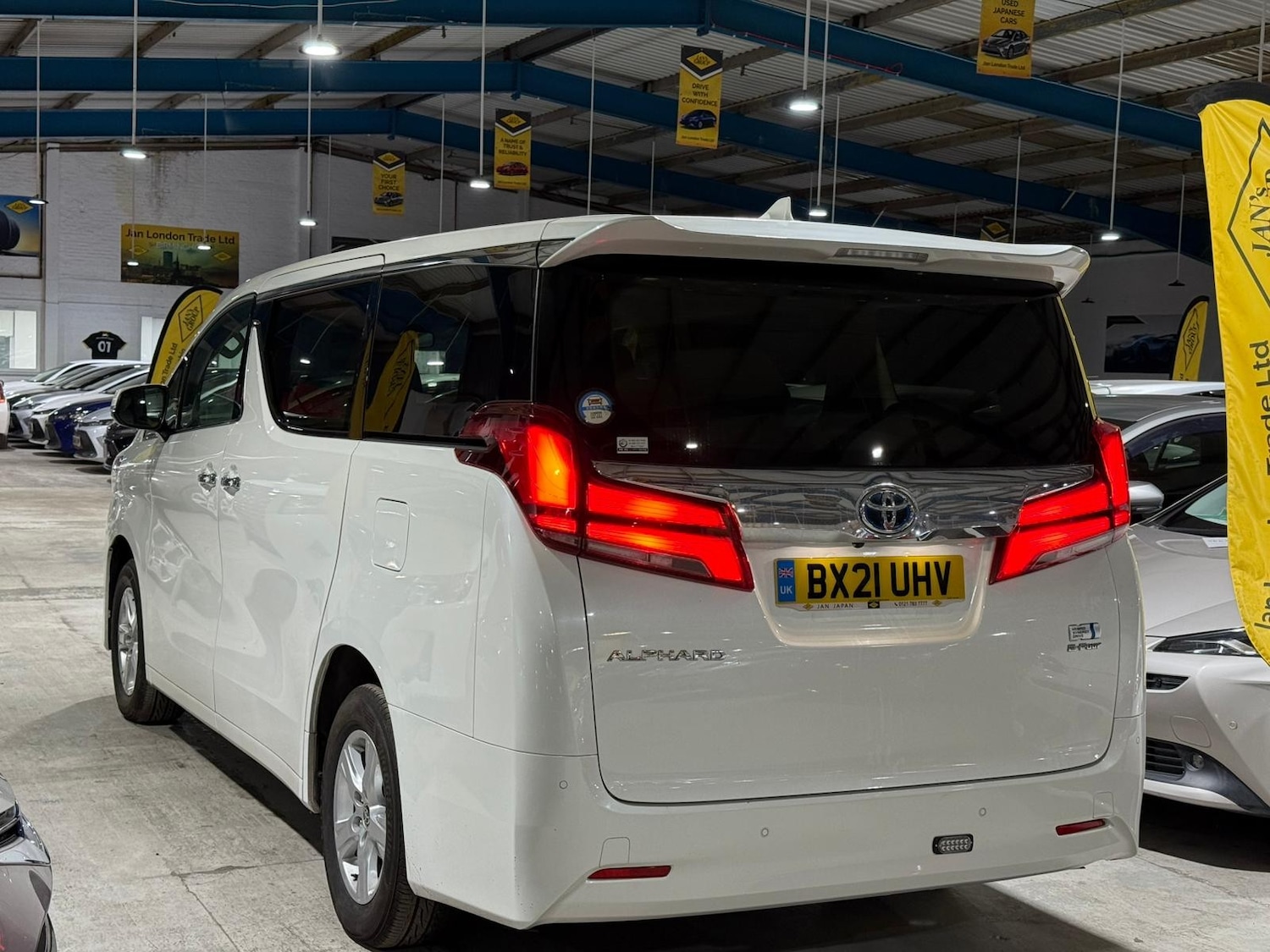 Used Toyota Alphard for sale - 76978004: Photo 7