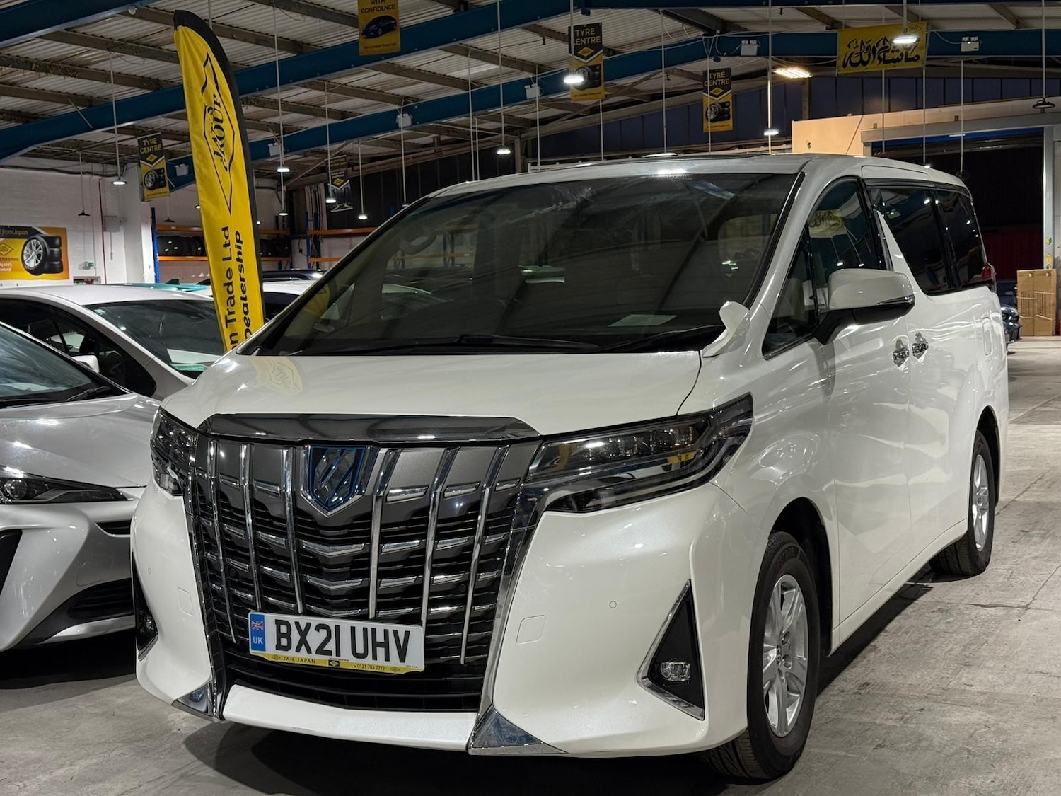 Used Toyota Alphard for sale - 76978004: Photo 8