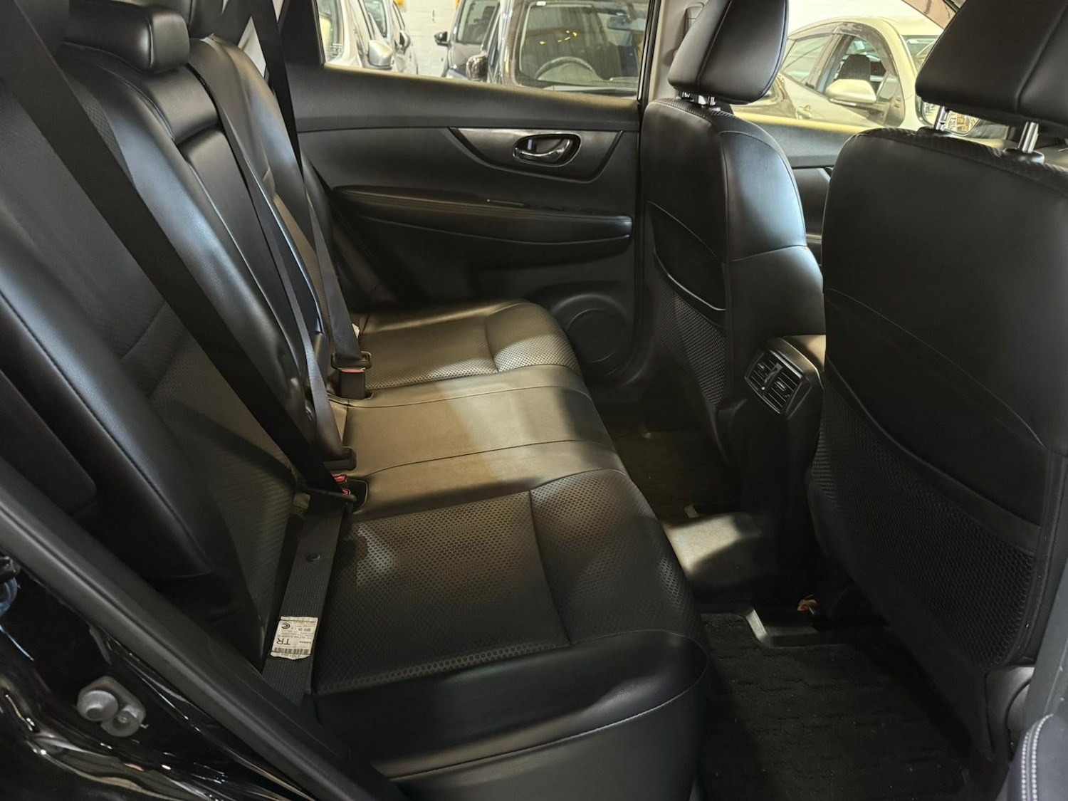 Used Nissan X-Trail for sale - 76896407: Photo 15