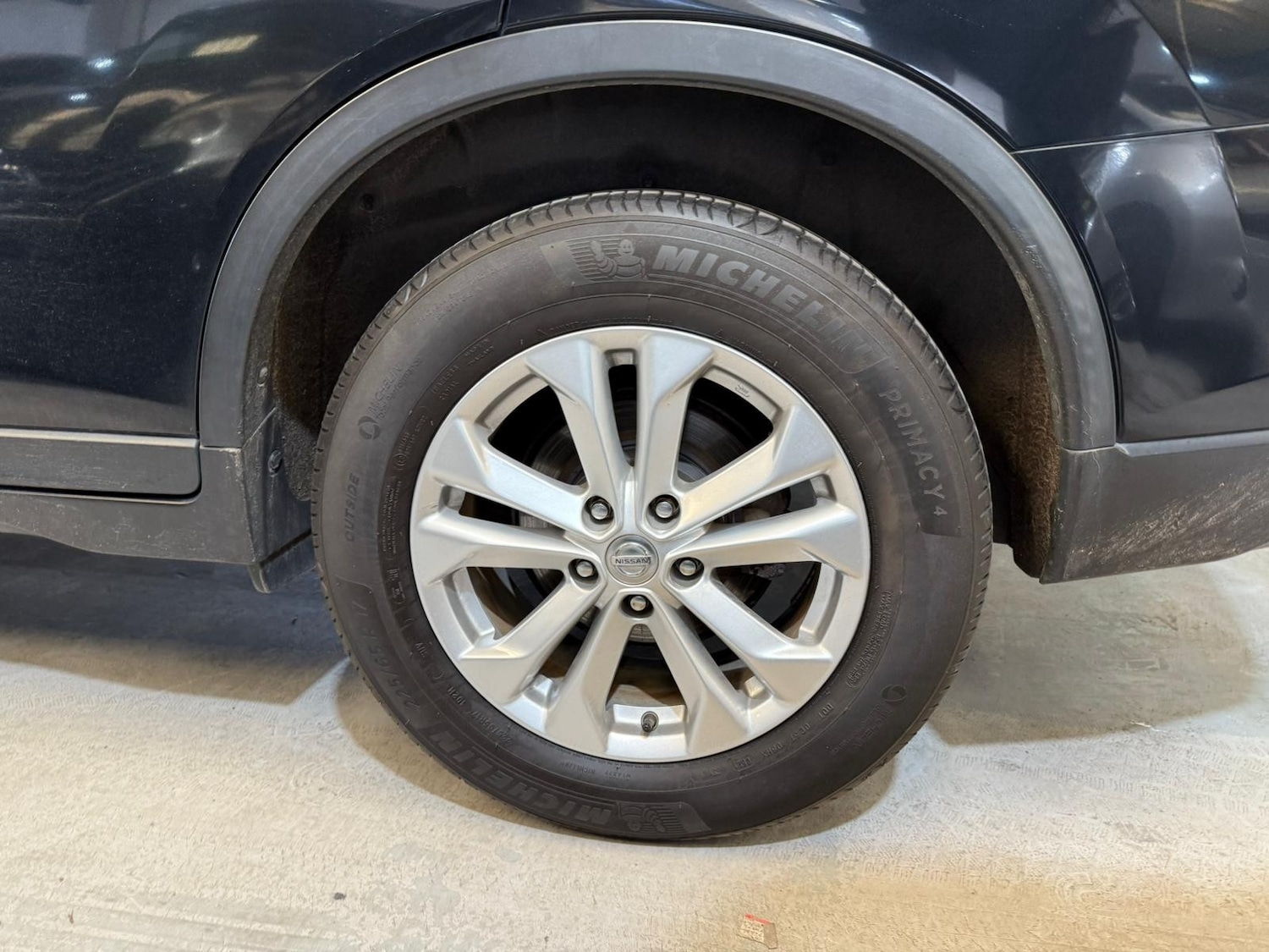 Used Nissan X-Trail for sale - 76896407: Photo 26