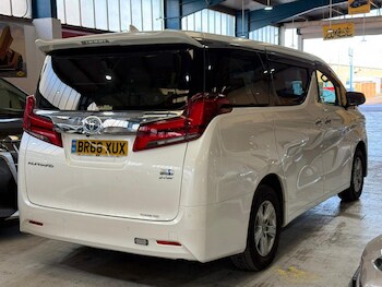 Used Toyota Alphard 2018 for sale - 76697793: Photo