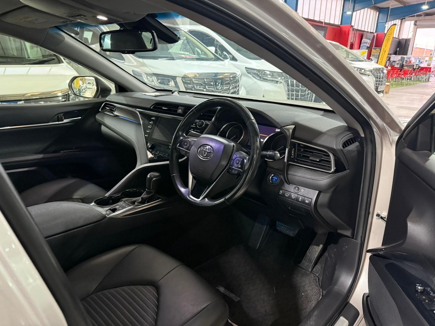 Used Toyota Camry for sale - 76704601: Photo 12