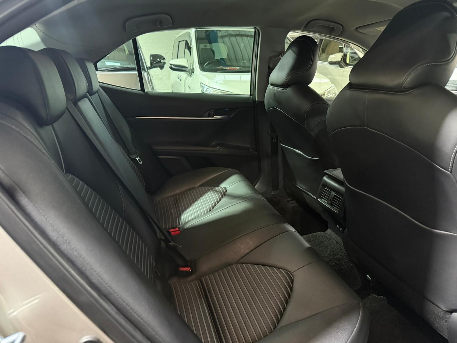 Used Toyota Camry for sale - 76704601: Photo 15