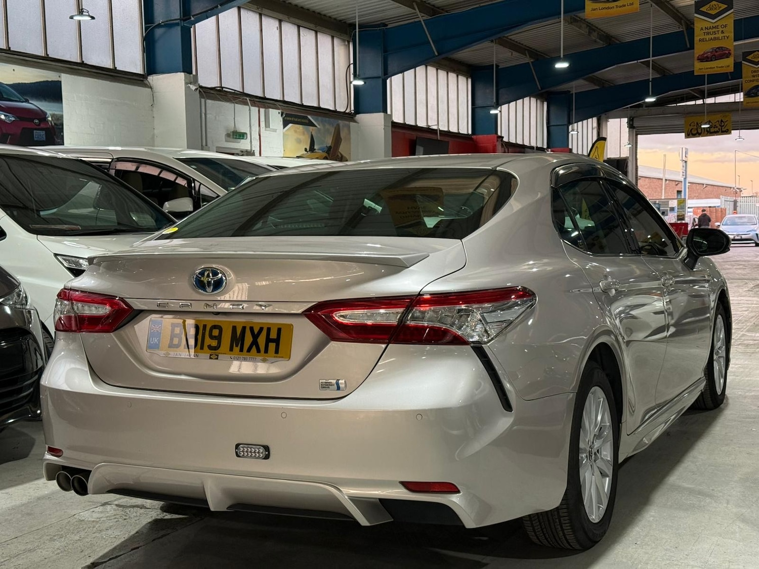 Used Toyota Camry for sale - 76704601: Photo 4