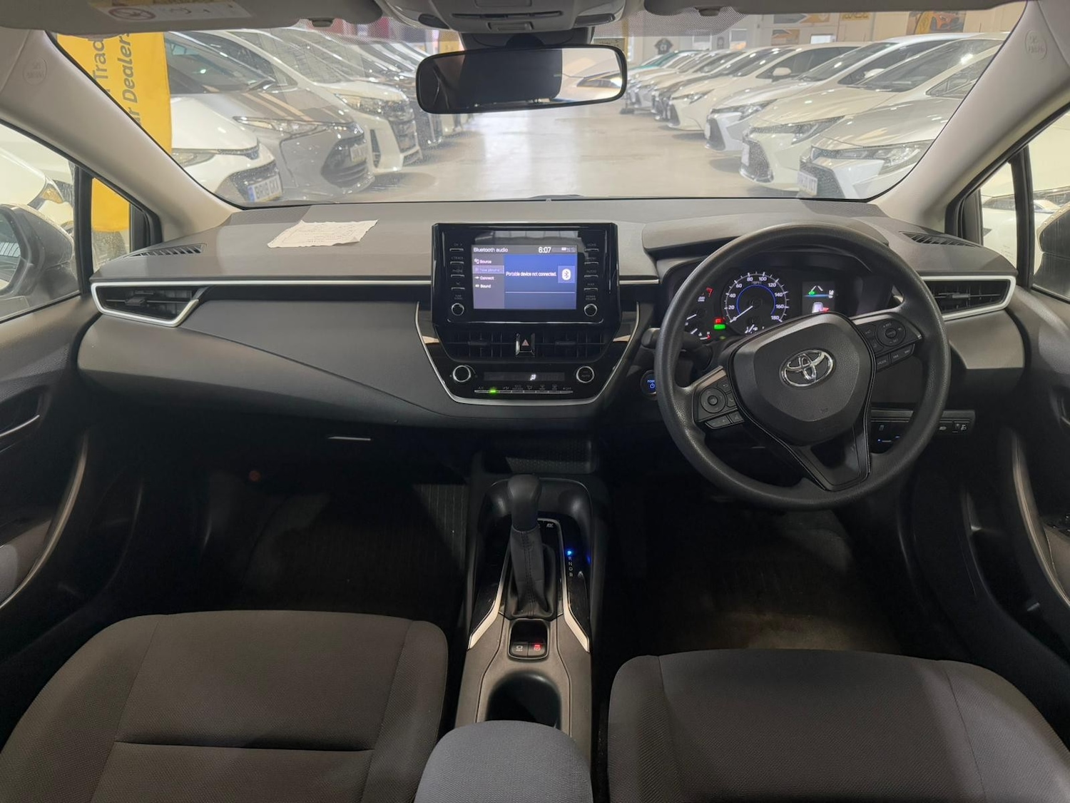 Used Toyota Prius 2025 for sale - 76320026: Photo 12