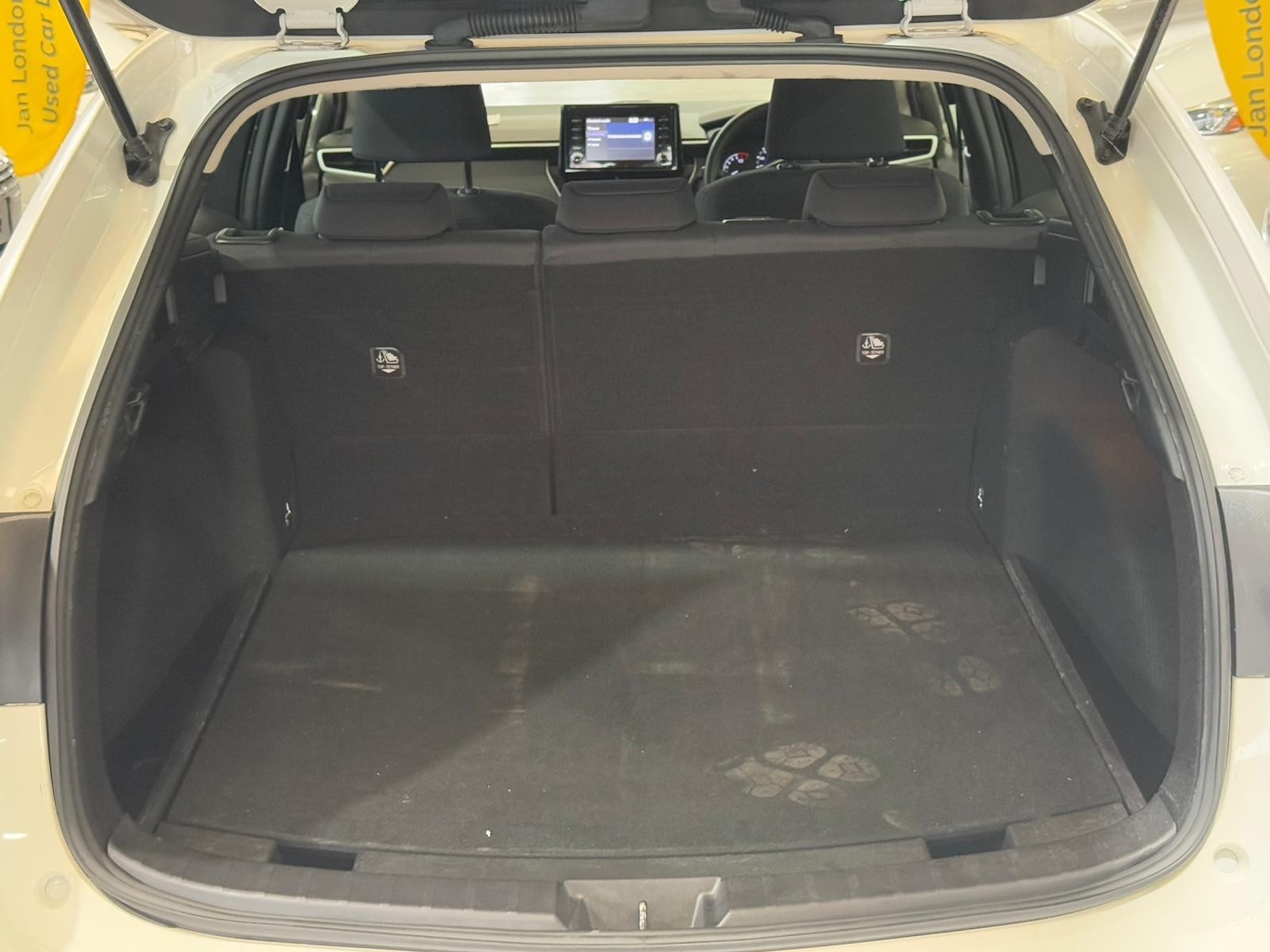 Used Toyota Prius 2025 for sale - 76320026: Photo 17