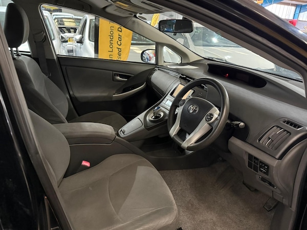 Used Toyota Prius 2025 for sale - 75164130: Photo 17