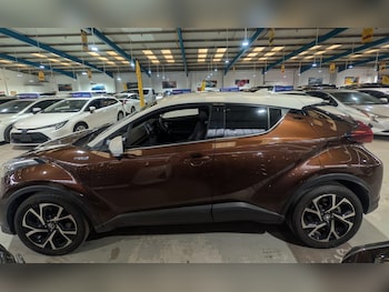 Used Toyota C-HR 2019 for sale - 77798063: Photo