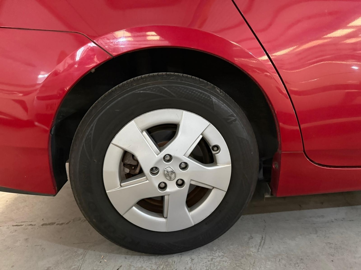 Used Toyota Prius 2025 for sale - 77002013: Photo 27