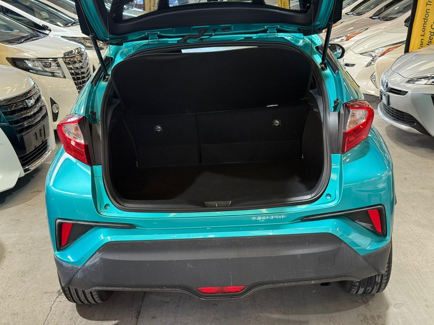 Used Toyota C-HR 2025 for sale - 76669265: Photo 17