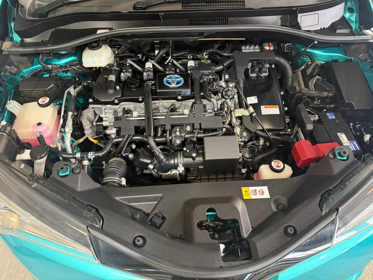 Used Toyota C-HR 2025 for sale - 76669265: Photo 24