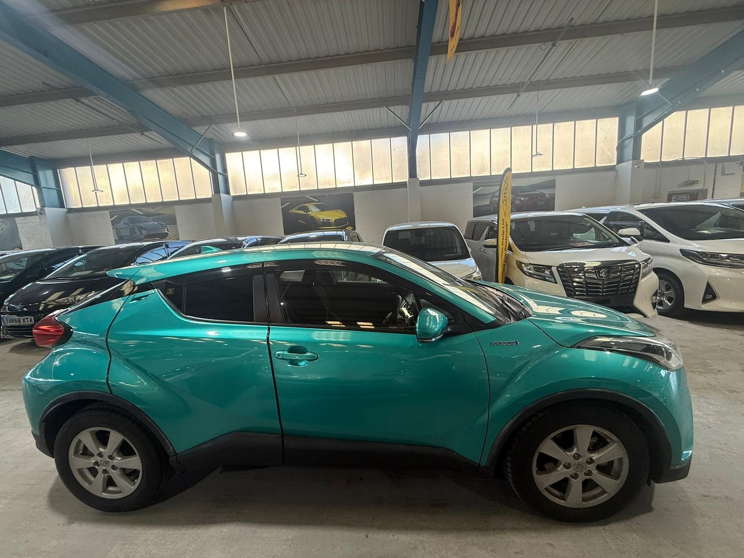Used Toyota C-HR 2025 for sale - 76669265: Photo 3