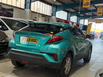 Used Toyota C-HR 2019 for sale - 76669265: Photo